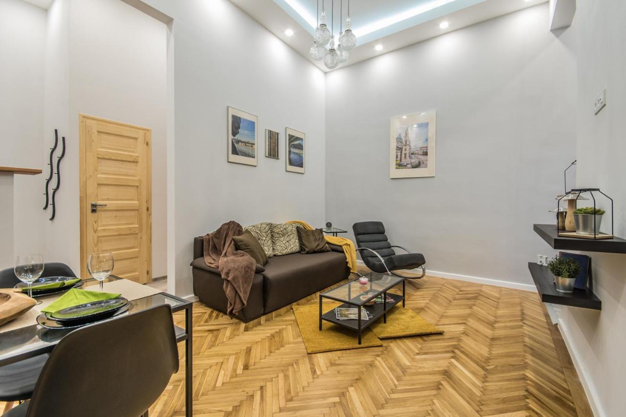 דירה Semmihome Semmelweis Street בודפשט